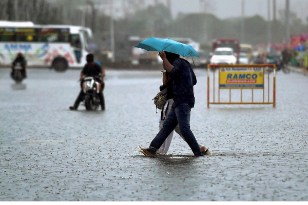 தமிழ்நாட்டில் 4 நாட்களுக்கு மழை தொடரும் - வானிலை ஆய்வு மையம் - தமிழ்நாடு