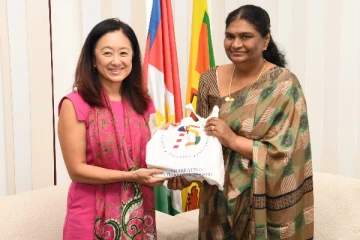 யாழ்ப்பாணத்துக்கு விஜயம் செய்த அமெரிக்க தூதர் பல தரப்புடன் சந்திப்பு
