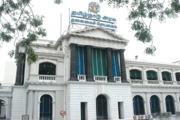 தமிழகத்தில் 16 ஐ.ஏ.எஸ் அதிகாரிகள் இடமாற்றம் - தமிழக அரசு உத்தரவு