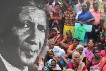 தமிழினத்திற்கு அதிகரித்த நெருக்கடி! தன்மானம் பார்க்காமல் ஒற்றுமைக்காக போராடிய தலைவர்