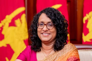 අඳුර පරදා ආලෝකය, බිය පරදා විශ්වාසය – පාස්කු දින අගමැතිනියගේ පණිවිඩය