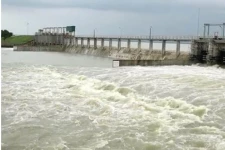 இரணைமடு குளத்தின் வான்கதவுகள் திறப்பு