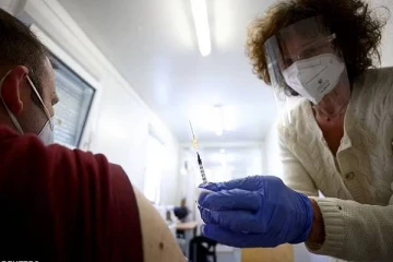 ஆயிரக்கணக்கானோர் போராட்டம்: ஐரோப்பாவில் முதல் நாடாக ஆஸ்திரியா எடுத்த முடிவு