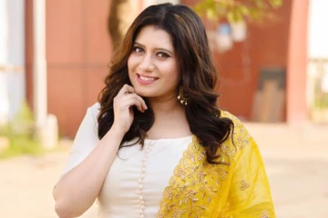 விஜய் டிவியை விட்டு பிரியங்கா விலகுகிறாரா? அதிர்ச்சி முடிவுக்கு காரணம் இதுதானாம்!