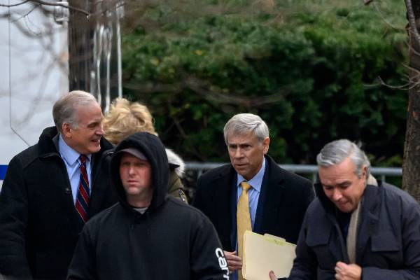 ட்ரம்பிற்கு சிக்கல்... Julian Assange வழக்கில் சாதித்த சட்டத்தரணியைக் களமிறக்கிய வெனிசுலா | Maduro Legal Team Acclaimed Lawyer