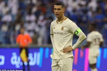 ரொனால்டோவை நாட்டைவிட்டு உடனடியாக வெளியேற்ற வேண்டும்: சவுதி சட்டத்தரணி ஆவேசம்