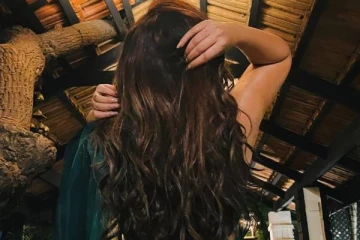 50 வினாடிக்கு ரூ. 5 கோடி சம்பளம்!! சைடு பிசினஸில் பட்டையை கிளப்பும் டாப் நடிகை...