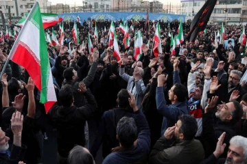 ஈரான் அரசியலில் அடுத்து என்ன நடக்கும் ; புதிய அதி உயர் தலைவரை தேர்வு