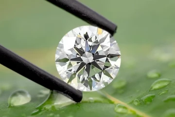 ஆய்வகத்தில் வளர்ந்த வைரங்களுக்கு அதிக மதிப்பு., முதலீடு செய்ய சிறந்த தேர்வு