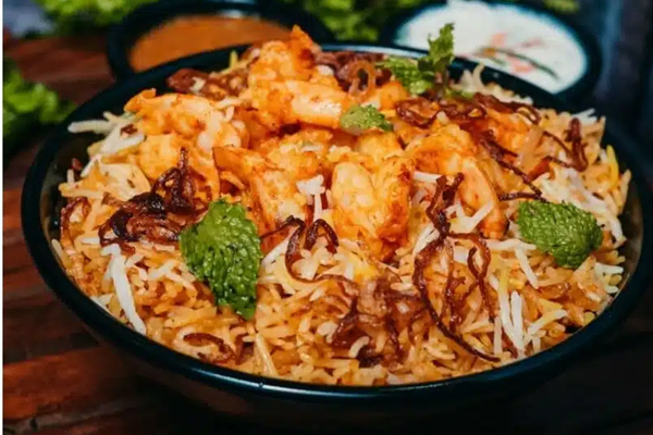 இறால் பிரியாணி ஒருமுறை இப்படி செய்து பாருங்க... அம்புட்டு ருசியா இருக்கும் | How To Make Tasty Prawn Biryani இறால் பிரியாணி ஒருமுறை இப்படி செய்து பாருங்க... அம்புட்டு ருசியா இருக்கும் | How To Make Tasty Prawn Biryani