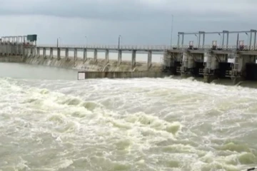 கொட்டித்தீர்க்கும் மழை ; இரணைமடுக் குளத்தை அண்டிய மக்களுக்கு எச்சரிக்கை