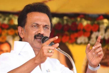 நயமாகப் பேசும் திடீர் குபீர் நாட்டுப்பற்றாளர்கள்!! ஆளுநர் பேச்சு!! முதல்வர் முக ஸ்டாலின் விமர்சனம்!!