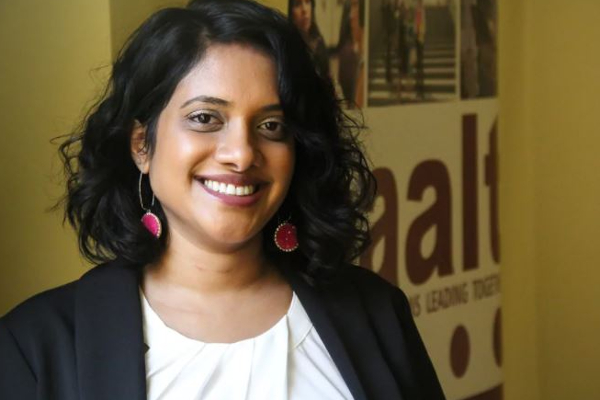கனடாவிலிருந்து எல்லையைத் தாண்டி நடந்தே அமெரிக்காவுக்குள் நுழைந்த இந்தியர்களின் நிலை என்ன? | Indian Migrants Who Survived Trek Across Canada
