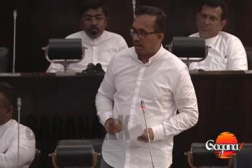 "යන්න තිබුණේ එළියට දාන්න කලින්.. හරි නම් ලැජ්ජ වෙන්න ඕන" - ඇමති සුනිල්