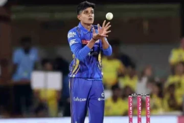 ஒரே போட்டியில் 6 கேட்ச் - ஜான்டி ரோட்ஸின் உலக சாதனையை முறியடித்த இந்திய வீரர்