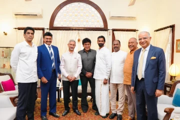 மலையக தலைவர்களை சந்தித்தார் இந்திய வெளியுறவு அமைச்சர் : மனோ கணேசன் விடுத்துள்ள கோரிக்கை