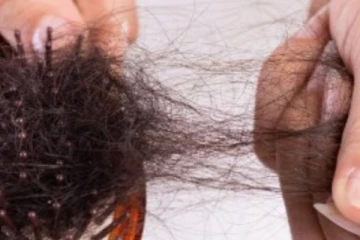 இனி கவலை வேண்டாம்... இதை செய்தாலே போதும் கொட்டுன முடி திரும்ப வளரும்!