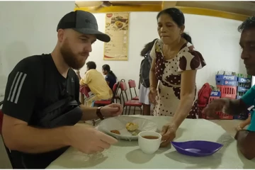 இலங்கை சென்ற பெல்ஜியப் பயணிக்கு உணவகத்தில் காத்திருந்த அதிர்ச்சி