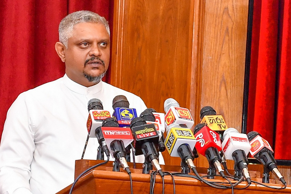 டிஜிட்டல் பொருளாதார வேலைத்திட்டம் தொடர்பில் அமைச்சு தகவல் | Program To Accelerate The Digital Economy