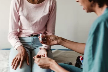 உயர் இரத்த சர்க்கரை அளவுகளால் அவதிப்படுகிறீர்களா? இந்த காய் கறிகளை சாப்பிடுங்க