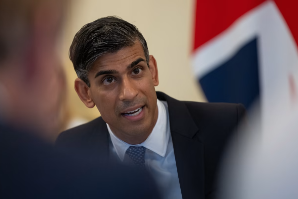 இஸ்ரேல் செல்லவிருக்கும் பிரித்தானிய பிரதமர்: போர் நெருக்கடியை குறைக்க ஆலோசனை | Hamas Israel War Rishi Sunak Came