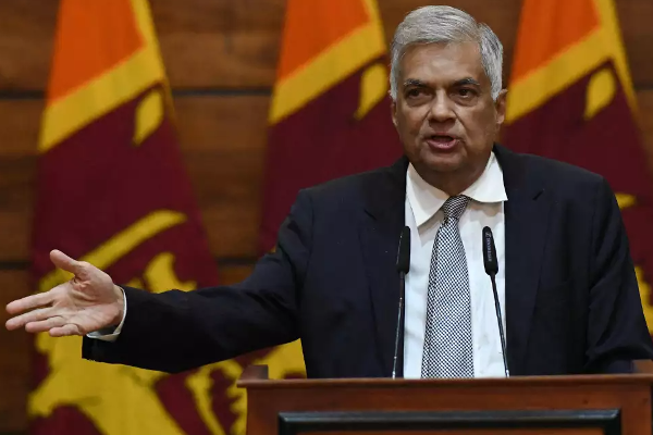 மூன்று சேவைகளை அத்தியாவசியமாக்கிய அரசாங்கம்! வெளியான வர்த்தமானி | The Government Made Three Services Essential