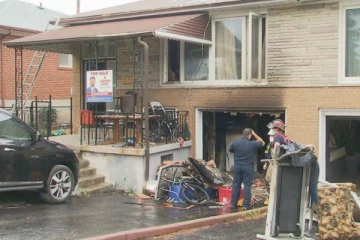 பற்றியெரிந்த குடியிருப்பு: மருத்துவமனையில் நான்கு குழந்தைகள்