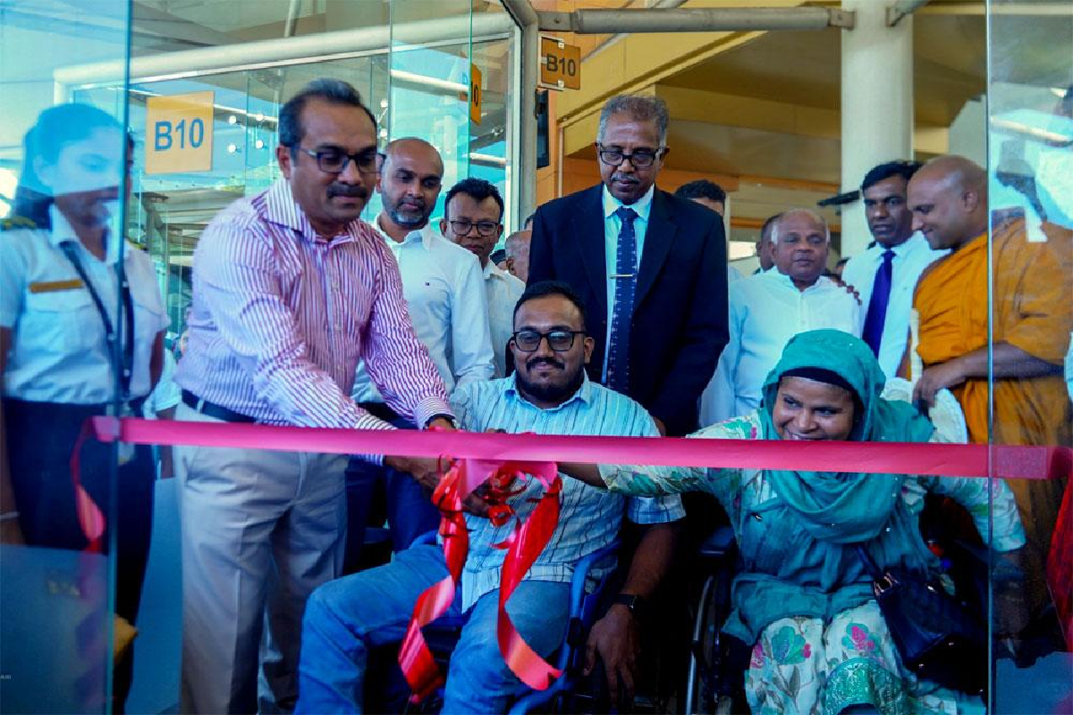 இன்று முதல் நாட்டில் தாழ் தள பேருந்து சேவை | Low Floor Bus Service Begins In Srilanka Starting