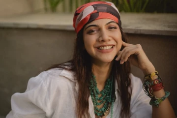 நடிகை மடோனா செபாஸ்டியன் ஸ்டைலிஷ் லுக் போட்டோஷூட்.. இதோ பாருங்க