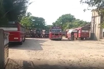 இ.போ.சபை பருத்தித்துறை சாலை ஊழியர்களுக்குள் கைகலப்பு: 11 பேர் கைது (Video)