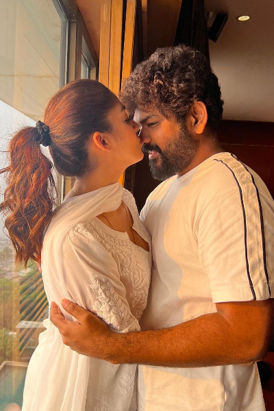 கணவர் விக்னேஷ் சிவன் பிறந்தநாளை கேக் வெட்டி கொண்டாடிய நயன்தாரா.. வீடியோ இதோ | Nayanthara Celebrated Vignesh Shivan Birthday