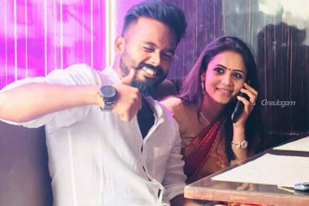 சொந்த உழைப்பில் பிரம்மாண்ட வீடு கட்டியுள்ள தொகுப்பாளினி மணிமேகலை... House Warming புகைப்படங்கள் | Anchor Manimegalai House Warming Function