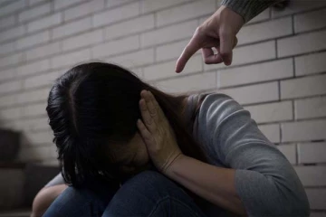 மயக்க மருந்து கொடுத்து மாமனார் செய்த காரியம்: கதறிய இளம்பெண்