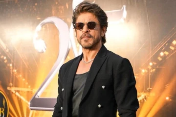 இலங்கை வரும் பிரபல நடிகர் ஷாருக்கான்!