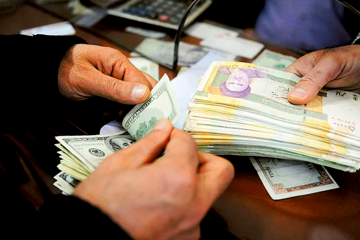 Iran-rial-hits-record-low-vs-dollar-Iran currency Iran-rial-hits-record-low-vs-dollar-Iran currency