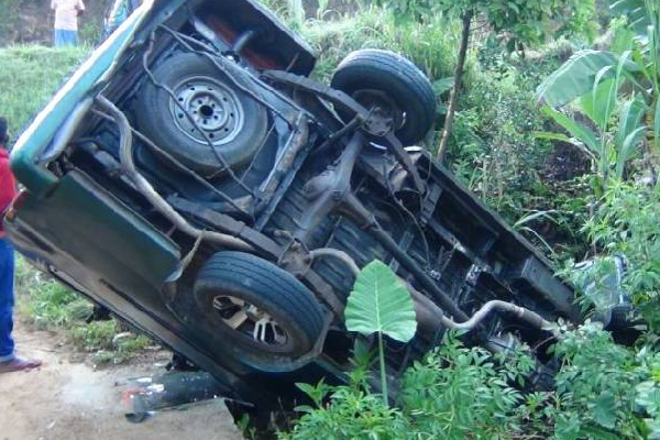 சிவனொளிபாதமலைக்கு சென்று வீடு திரும்பிய போது ஏற்பட்ட அசம்பாவிதம்! ஐவருக்கு நேர்ந்த நிலை | Sri Pada Adam S Peak Accident Ven Maskeliya