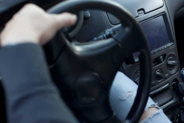 බීමතින් රිය පැදවූ තරුණියට අධිකරණයෙන් ලැබුණු තීන්දුව..!