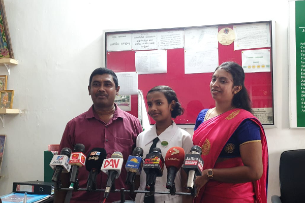 வரலாற்றில் முதல் முறையாக யாழ். மாணவி சாதனை! பெருமை கொள்ளும் இந்து மகளிர் கல்லூரி | Grade 5 Scholarship Exam Best Results Jaffna