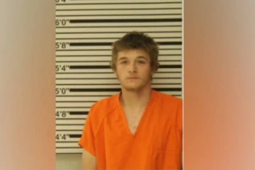 என்னை எதாவது செய்துவிடுவார் என பயந்தேன்! அதனால் தான் புகைப்படத்தை அனுப்பினேன்... இளைஞனை அம்பலப்படுத்திய 12 வயது சிறுமி