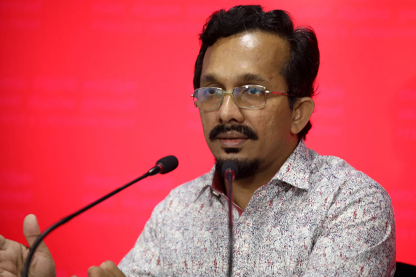 சிவப்பு சீனியின் தந்தை என்பதில் மகிழ்ச்சியடைகிறேன் ; சுனில் ஹந்துனெத்தி | Sunil Handunnetti On Red Sugar Fame