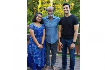 ரசிகர்களுடன் ரஜினிகாந்த் எடுத்துக்கொண்ட புகைப்படம் இணையத்தில் வைரல்!