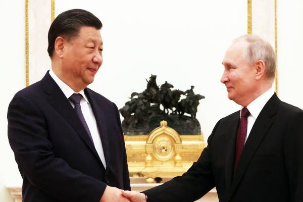 சீனாவின் அபாய நகர்வு - ஜெலென்ஸ்கிக்காக காத்திருக்கும் ஜீ7 | G7 Summit Ukraine Russia War Zelensky Speech China