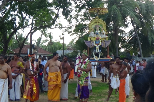 மட்டக்களப்பு சிவ சக்தி ஸ்ரீ முருகன் ஆலயத்தில் வெகு சிறப்பாக நடந்தேறிய சூரன்போர் | Special Sooranbor At Murugan Temple In Batticaloa மட்டக்களப்பு சிவ சக்தி ஸ்ரீ முருகன் ஆலயத்தில் வெகு சிறப்பாக நடந்தேறிய சூரன்போர் | Special Sooranbor At Murugan Temple In Batticaloa