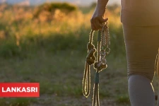 கனடாவில் நாய்க்கு பதில் கணவனை கயிற்றில் பிணைத்து வாக்கிங் சென்ற பெண்: பொலிசாரிடம் கொடுத்த திடுக் விளக்கம்