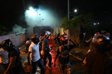 ஊரடங்கு நடைமுறைப்படுத்தியமைக்கான காரணத்தை வெளியிட்ட அரசாங்கம் (Photo)