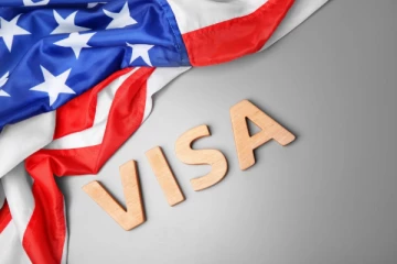 வெளிநாட்டினர் அமெரிக்காவிற்குள் நுழைய 15,000 அமெரிக்க டொலர்கள்