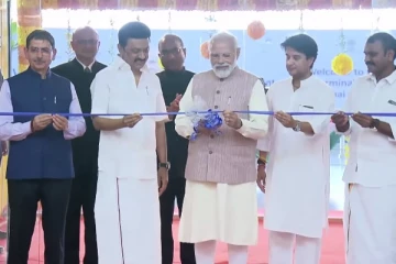 புதிய விமான நிலைய முனையத்தை திறந்து வைத்தார் பிரதமர் மோடி