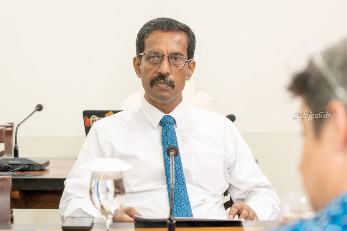 டித்வா சூறாவளியால் கல்வித்துறைக்கு ஏற்பட்ட பாதிப்பு - பிரதமர் உயர்மட்டக்குழுவுடன் பேச்சுவார்த்தை | Unicef Harini Discuss Tidwa Education Recovery டித்வா சூறாவளியால் கல்வித்துறைக்கு ஏற்பட்ட பாதிப்பு - பிரதமர் உயர்மட்டக்குழுவுடன் பேச்சுவார்த்தை | Unicef Harini Discuss Tidwa Education Recovery
