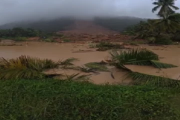 இறம்பொடையில் பெரும் துயரம் ; 15 பேர் பலி, 50 பேர் காயம், பலர் மாயம்