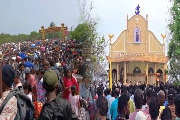 வரலாற்றுச் சாதனை பக்தர் வருகை! கச்சதீவில் நிலவிய அசாதாரண சூழல்